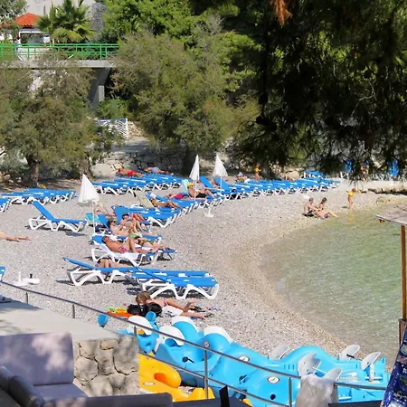 With A Parking Space Hvar - 15460 * 흐바르