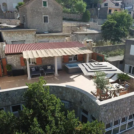 With A Parking Space Hvar - 15460 아파트 *